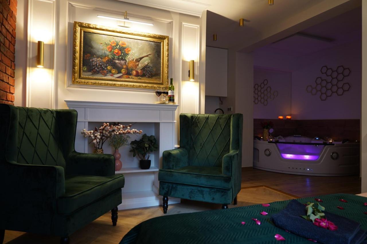 Jacuzzi Spa Apartment Krakow Bagian luar foto